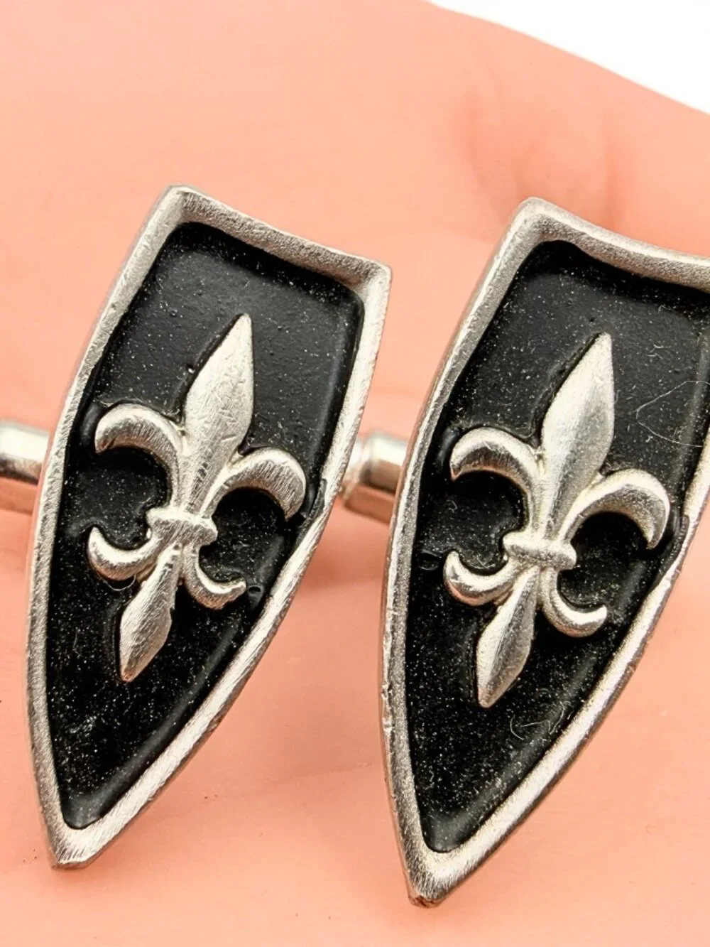 Hickok Signed Silver Plated Mid Century Neo Classical Fleur De Lis Cufflinks